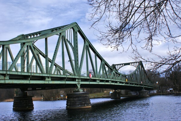 Glienicker Brucke Angerapartment